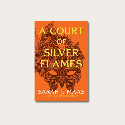 A Court of Silver Flames / Una corte de llamas plateadas