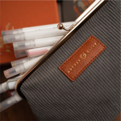 Archer & Olive Quiet Corners Kiss-Lock Pouch | in Gray